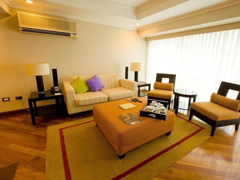 Fraser Place Manila Макати Экстерьер фото